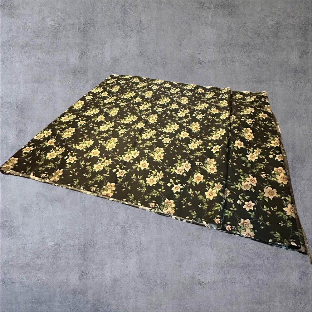 Bryant Industries Floral Fabric 15 Yards Black Cream Bryantguard UP